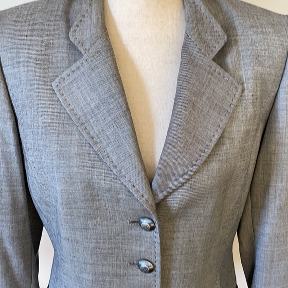 TAHARI wool jacket - Picture 2 of 12